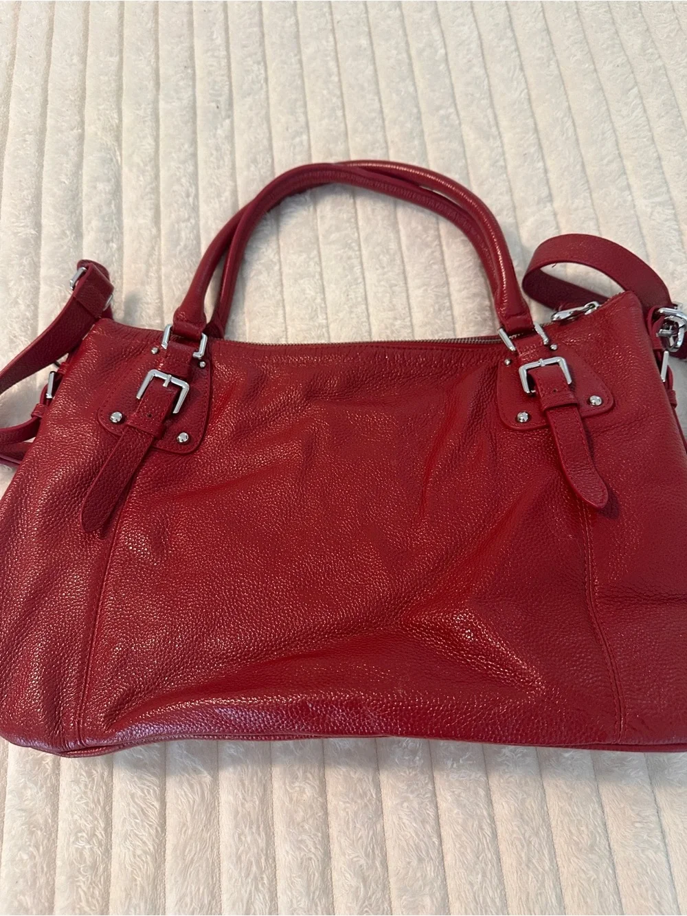 HESHE Pebble Genuine Leather Red Handbag with Top Handles and Strap - Picture 4 of 11